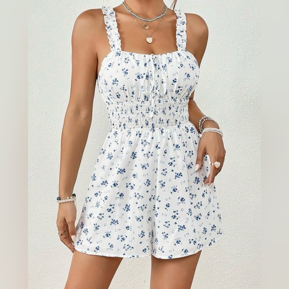 NWT Floral Romper - Picture 1 of 7